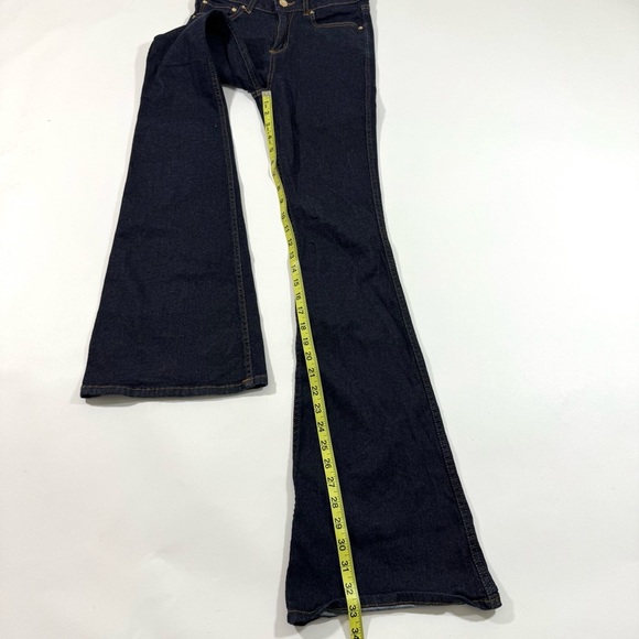 Retrofete High Rise Flare Jeans Size 25 Dark Wash - Picture 9 of 9